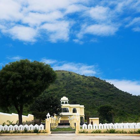 Maangarh Resorts Udaipur Exterior foto